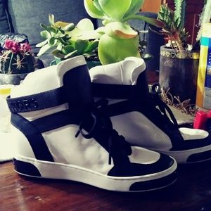 MICHAEL Michael Kors Womens Pia High Top